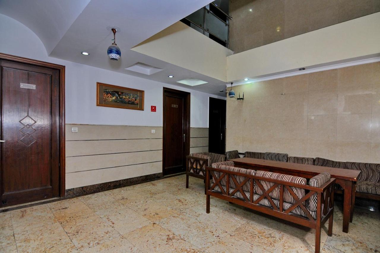 Hotel Tjs Grand Delhi  Esterno foto